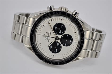 omega the mitsukoshi speedmaster.